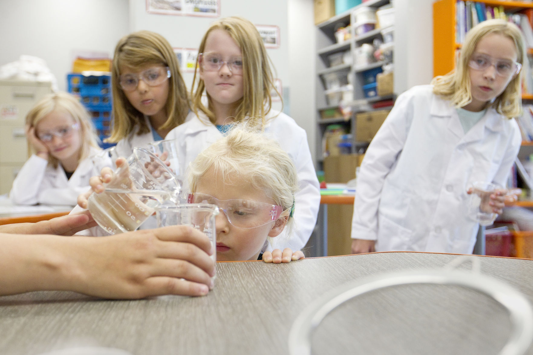 SCIENCE GIRLS ROCK
